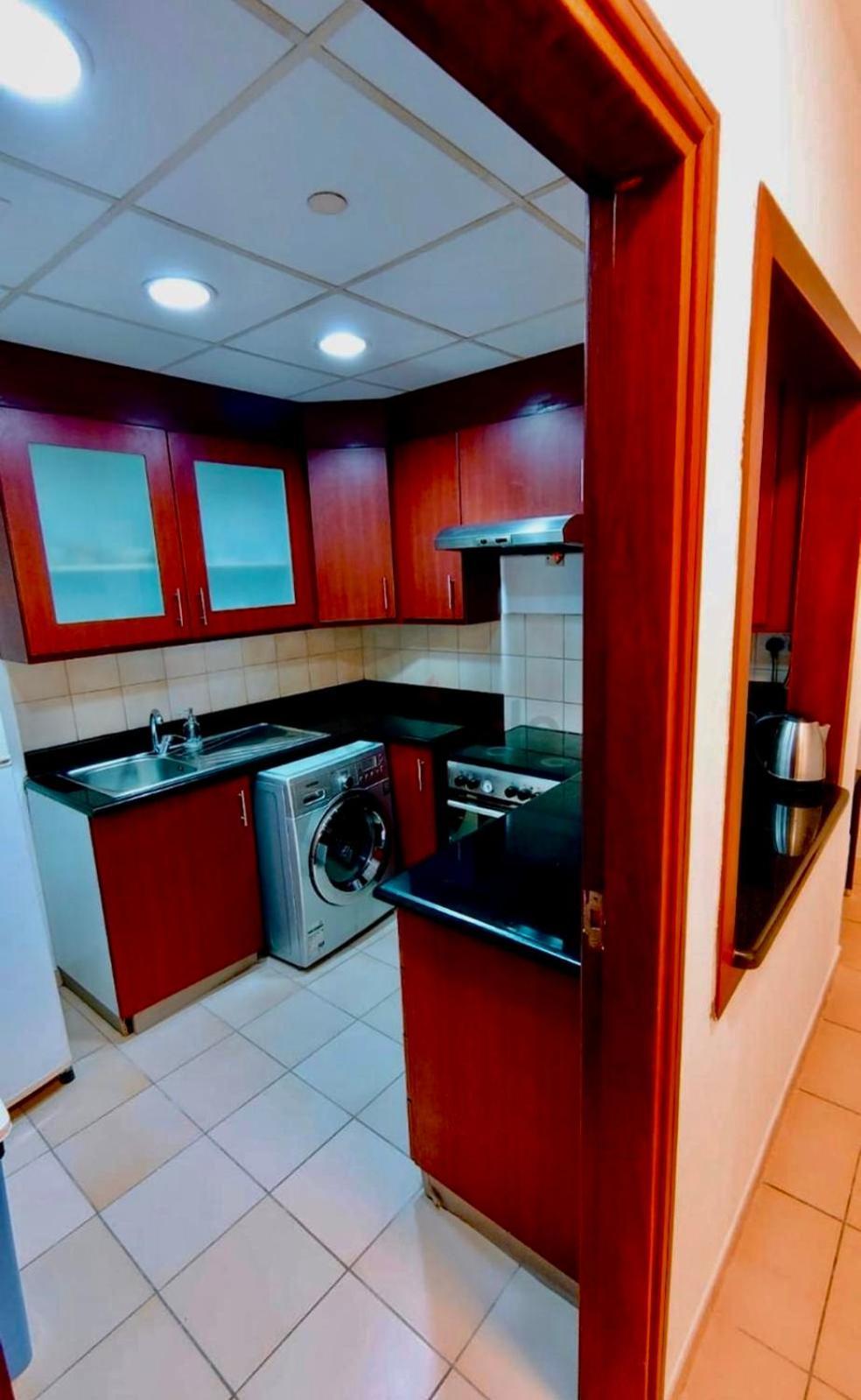 Hotel Four Stars Dubai Marina Jbr Extérieur photo