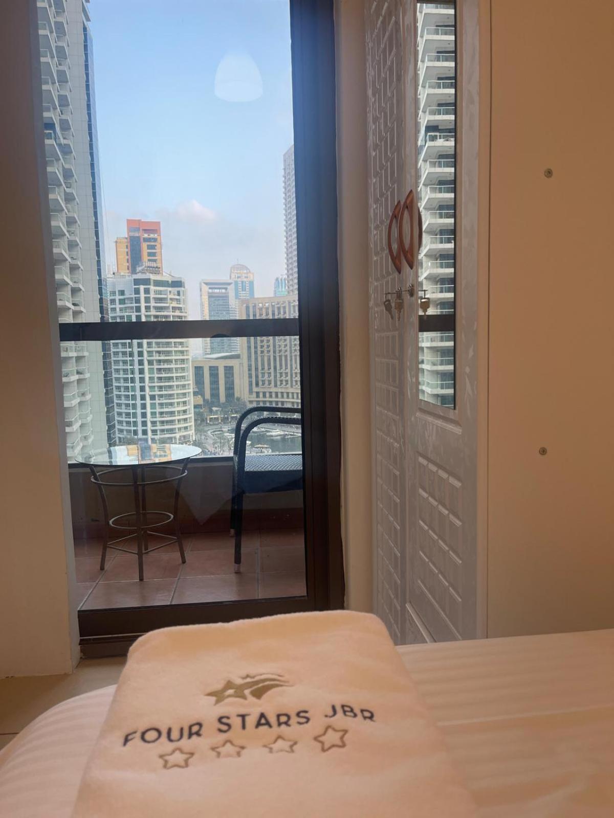 Hotel Four Stars Dubai Marina Jbr Extérieur photo