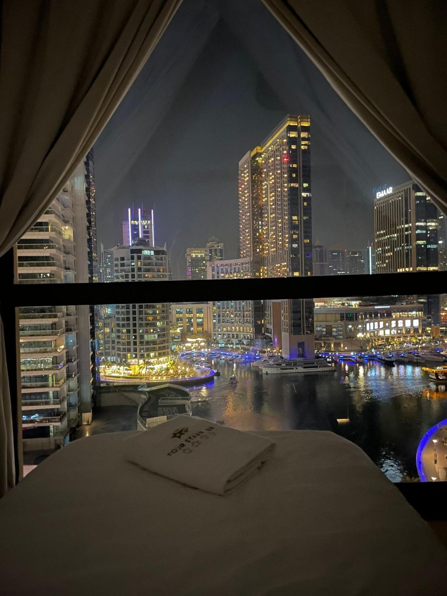 Hotel Four Stars Dubai Marina Jbr Extérieur photo